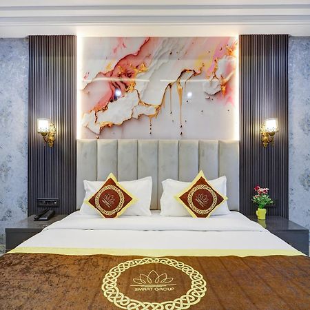 Hotel Armani Suites By Smart Group New Delhi Eksteriør billede